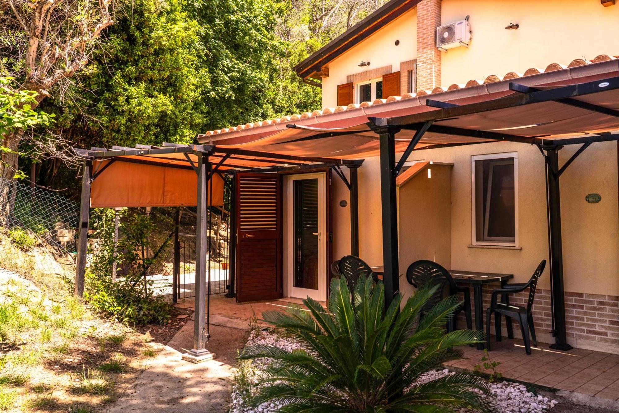 Casa Jo - Country Home With Sea View And 3 Private Ensuite Rooms Lapedona Exteriör bild