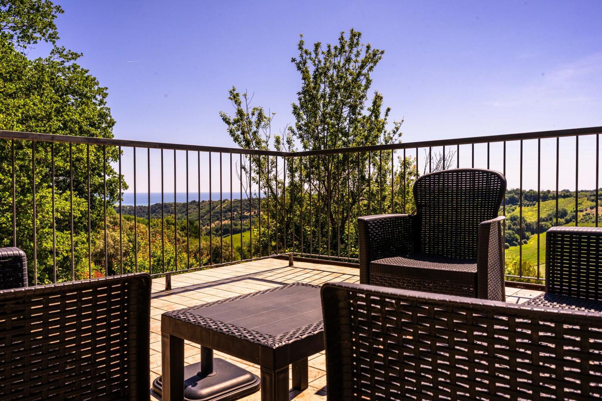 Casa Jo - Country Home With Sea View And 3 Private Ensuite Rooms Lapedona Exteriör bild