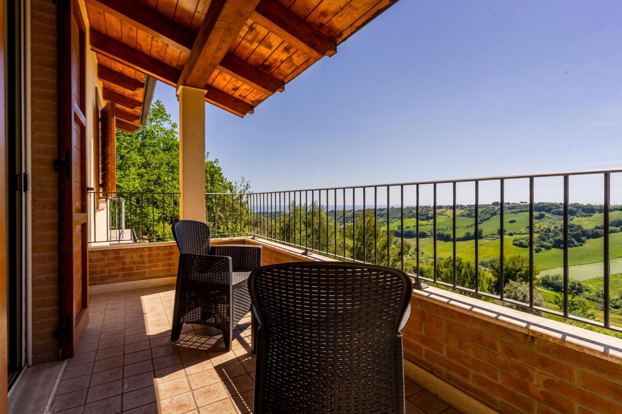 Casa Jo - Country Home With Sea View And 3 Private Ensuite Rooms Lapedona Exteriör bild