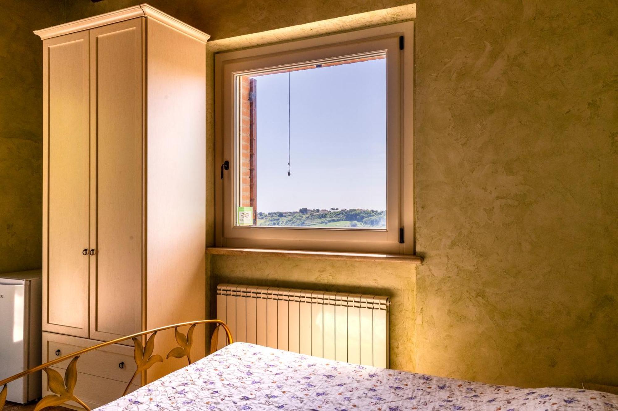 Casa Jo - Country Home With Sea View And 3 Private Ensuite Rooms Lapedona Exteriör bild